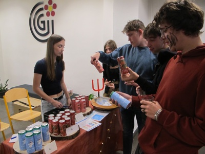 Reloma a Chill´n´Can: Studentské podnikání s Mikulášem 