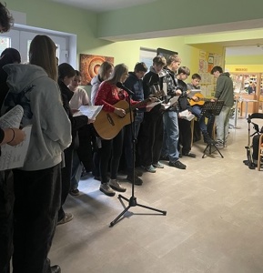 Zpívání seniorům