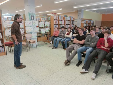 Literatura a totalitní moc